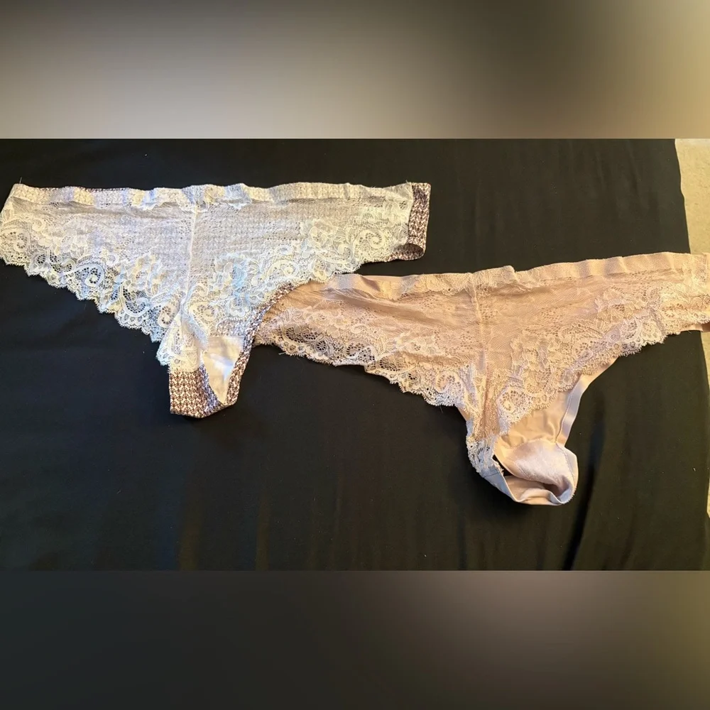 Women's Marilyn Monroe pink and patterned 2 piece lace back panty set in size XL